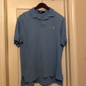 Light blue men’s polo